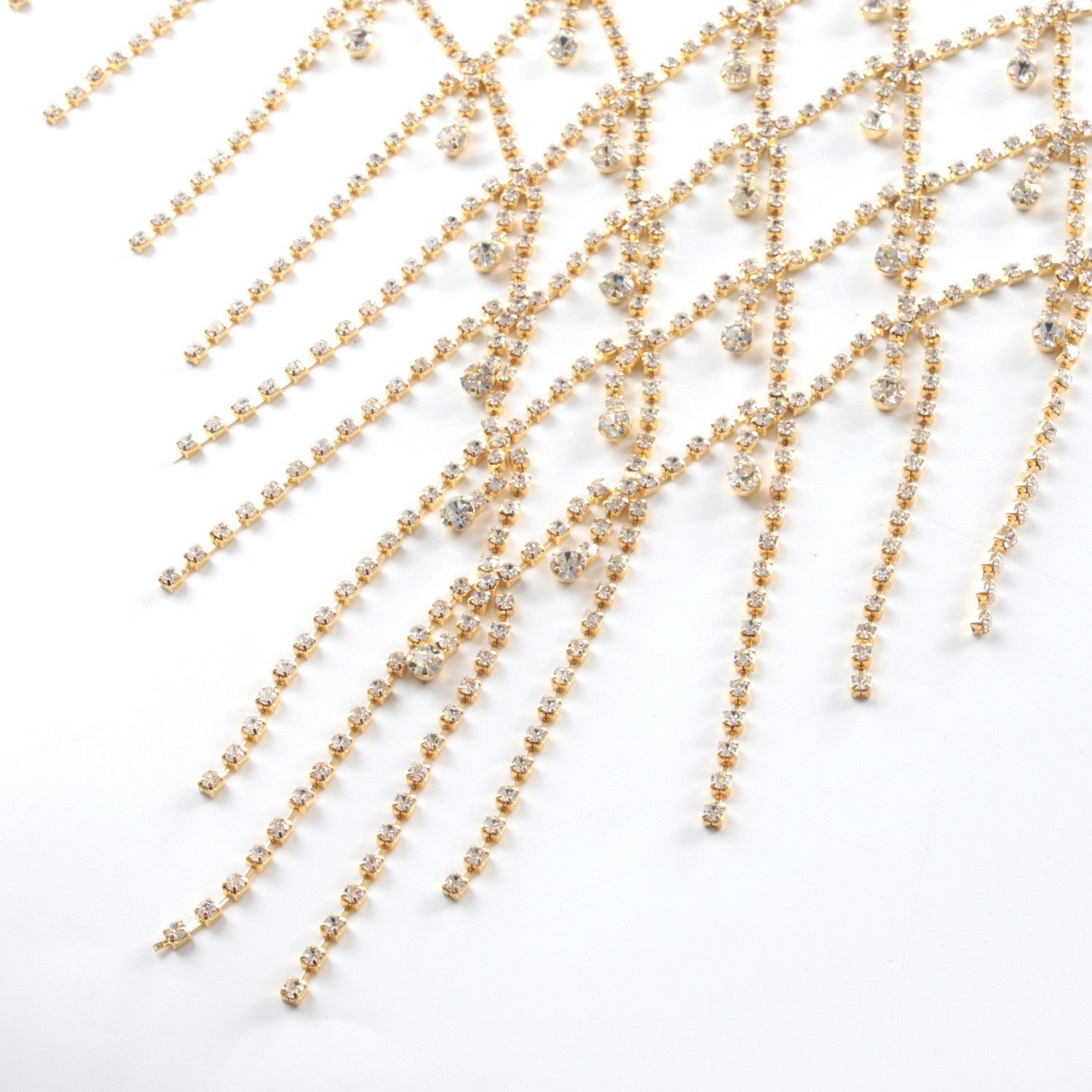 1 Luxurious Rhinestone Sparkling Chest Chain, Fashionable Retro Style Sparkling Body Chain Accessory for Women, Suitable for Gifts